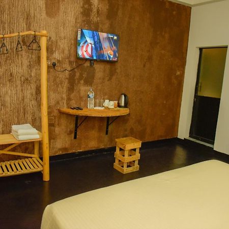Ella Brown House Hotel Екстериор снимка